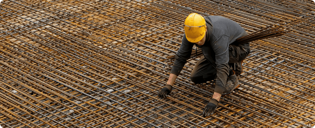 Calculating compensation and salary for a qualifying agent using financial tools and professional paperwork.